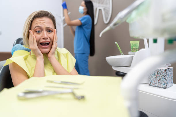 Best Urgent Tooth Repair  in Randolph Af, TX